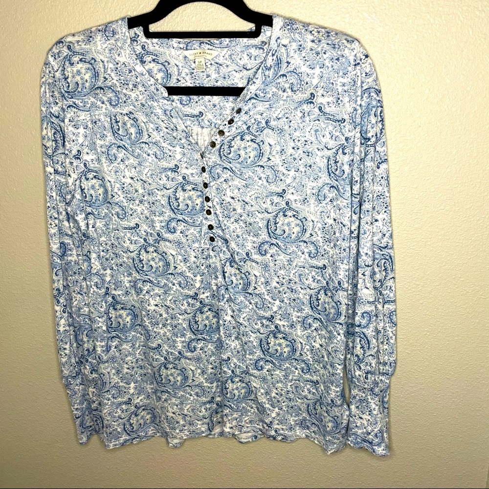 Lucky Brand long sleeve beautiful top size S